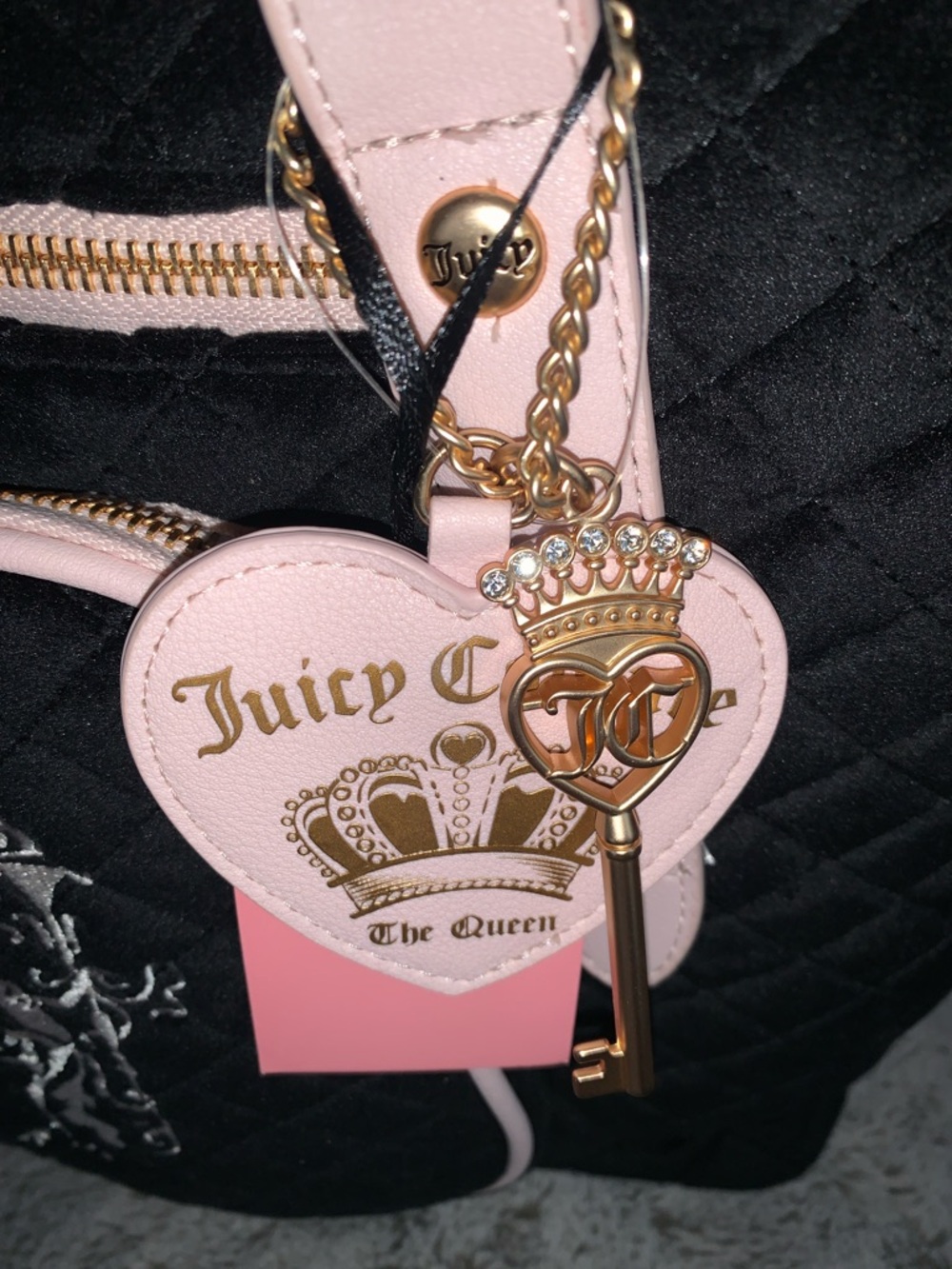 🆕- Juicy Couture JUICY TALE Black Quilted Weekender Bag with Pink Trim - Picture 3 of 9